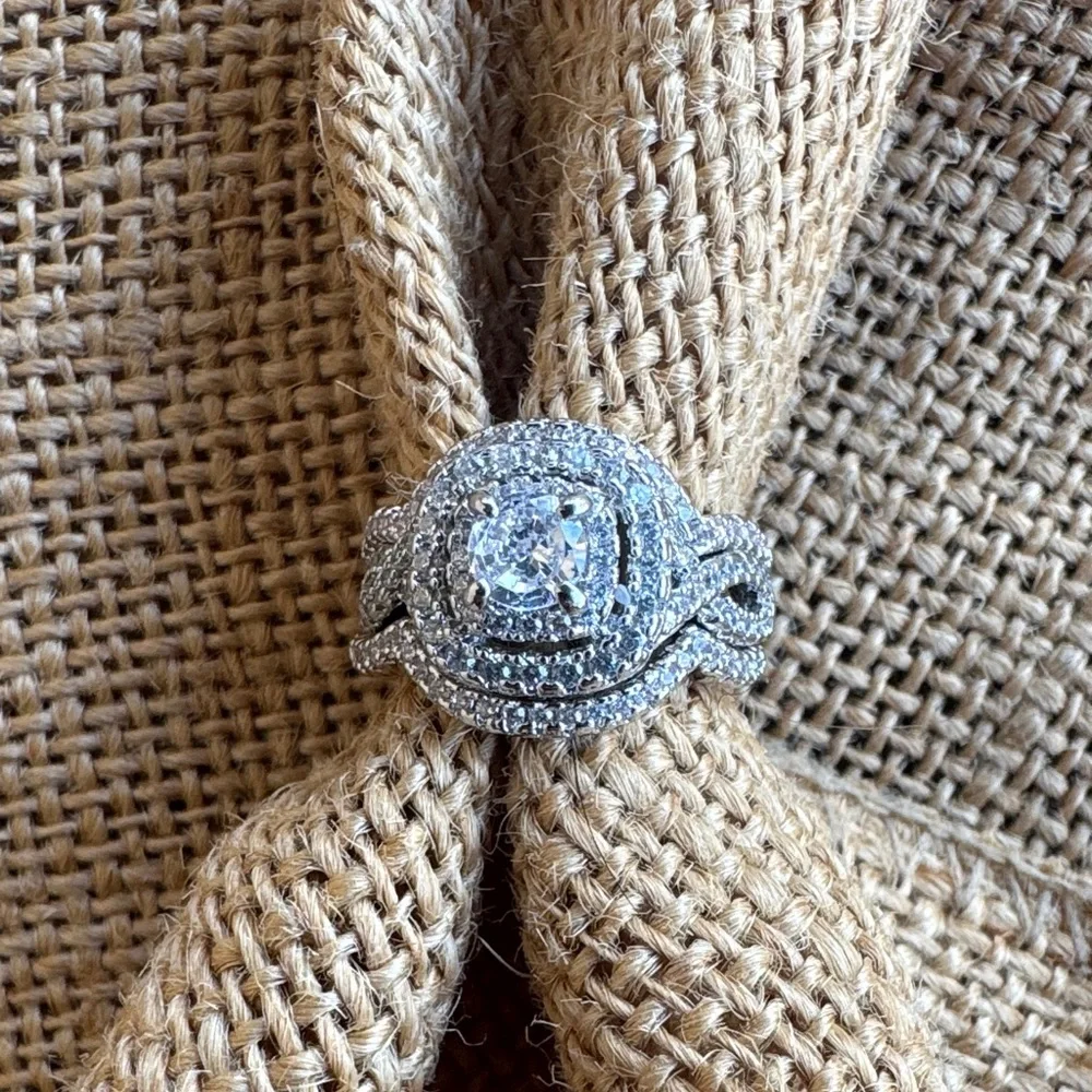 Sparkly CZ Elegant Silver Diamond Ring Wedding  Size 10